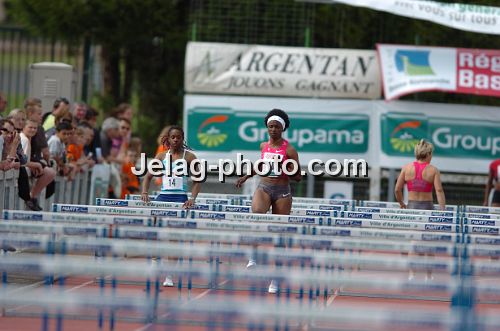 21065770_Jelag-Photo_06062010