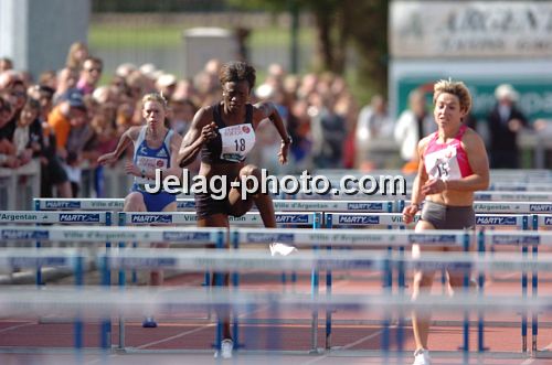 21066403_Jelag-Photo_06062010