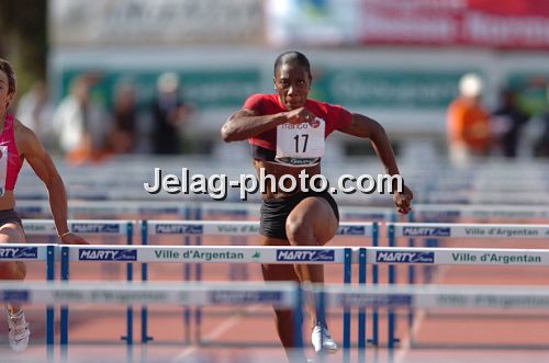 21066407_Jelag-Photo_06062010