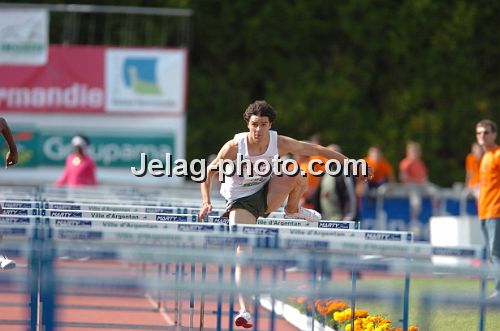 21066282_Jelag-Photo_06062010