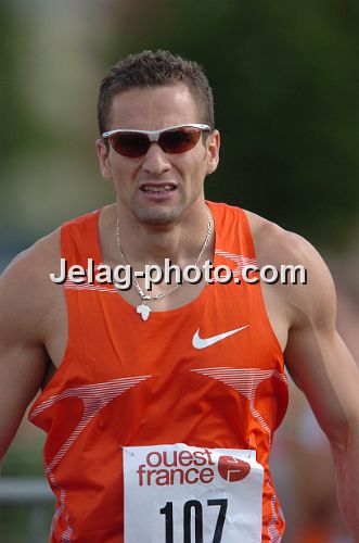 21066292_Jelag-Photo_06062010