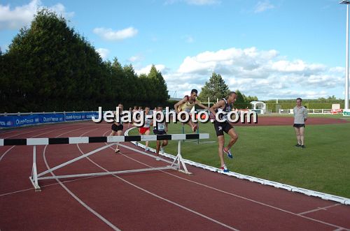 21067070_Jelag-Photo_06062010