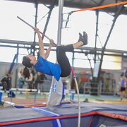 Saut a la perche - Femme