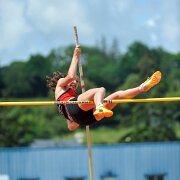 Saut a la perche - Fille